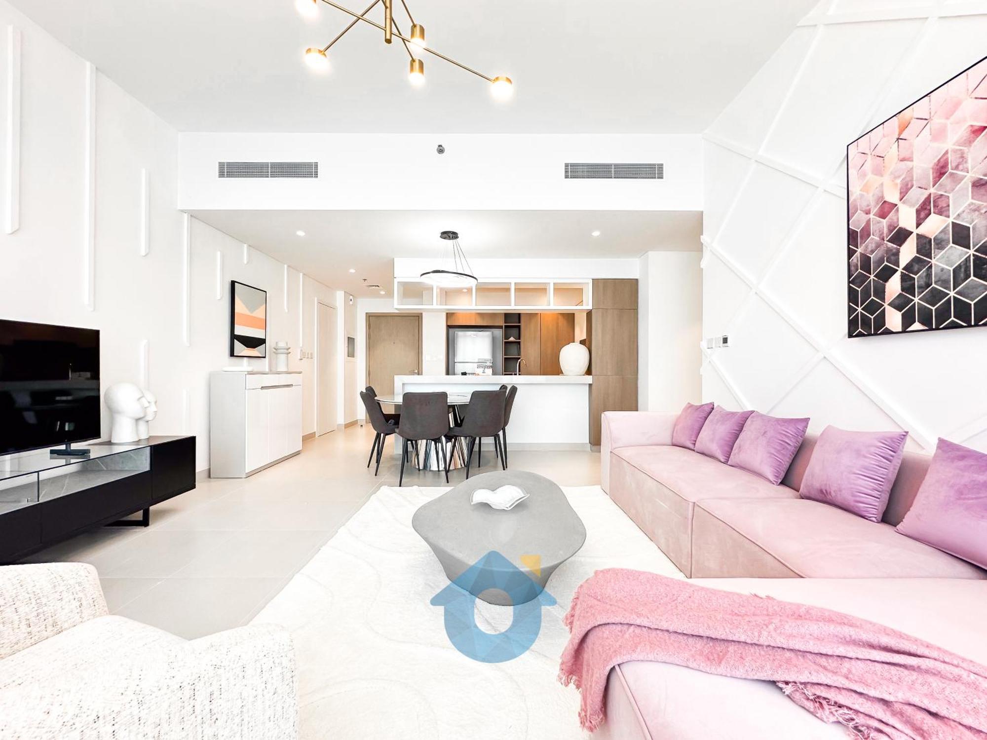 Apartment Like - 5901 Majestic 3bhk With Stunning Creek View